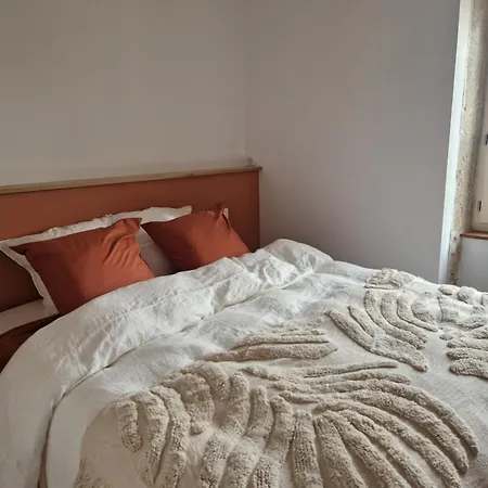 Maison Aurinko Bed & Breakfast Thenon